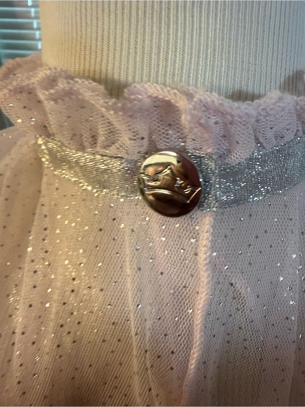 Disney sequin shaw - Picture 3 of 6